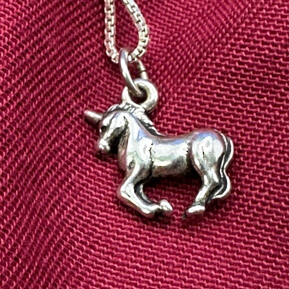 Silver-Tone Unicorn Charm/Pendant on Sterling Silver Italian Chain. - Picture 1 of 9